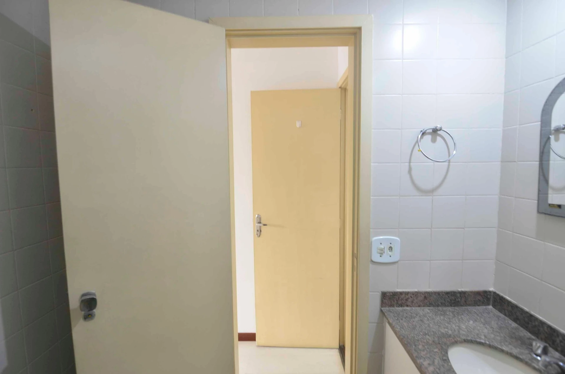 Departamento de 2 dormitorios, 1 con baño propio, 100 m² — photo 14