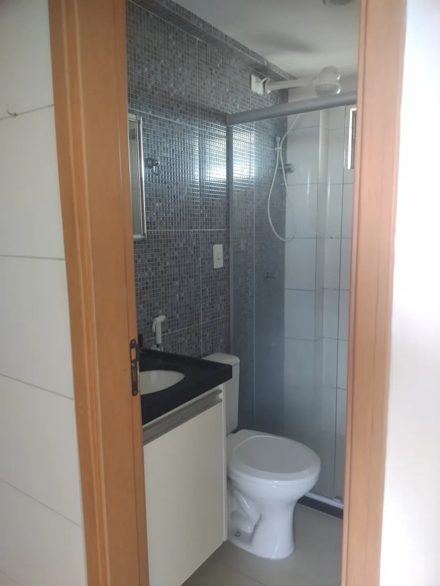 Furnished 1-bedroom apartment with open kitchen — photo 8