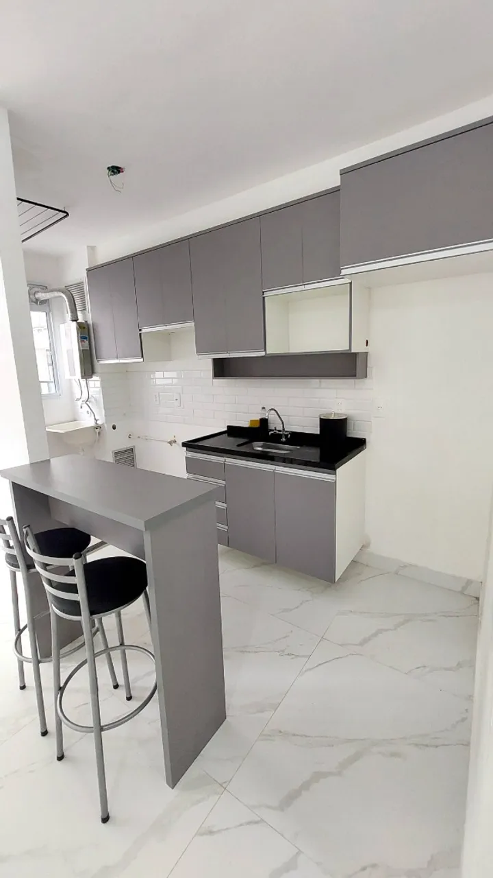 2-bedroom apartment in a building with a gym — photo 7