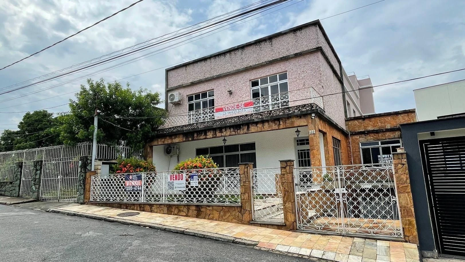 10-bedroom house with a bathtub in Rio de Janeiro — photo 121