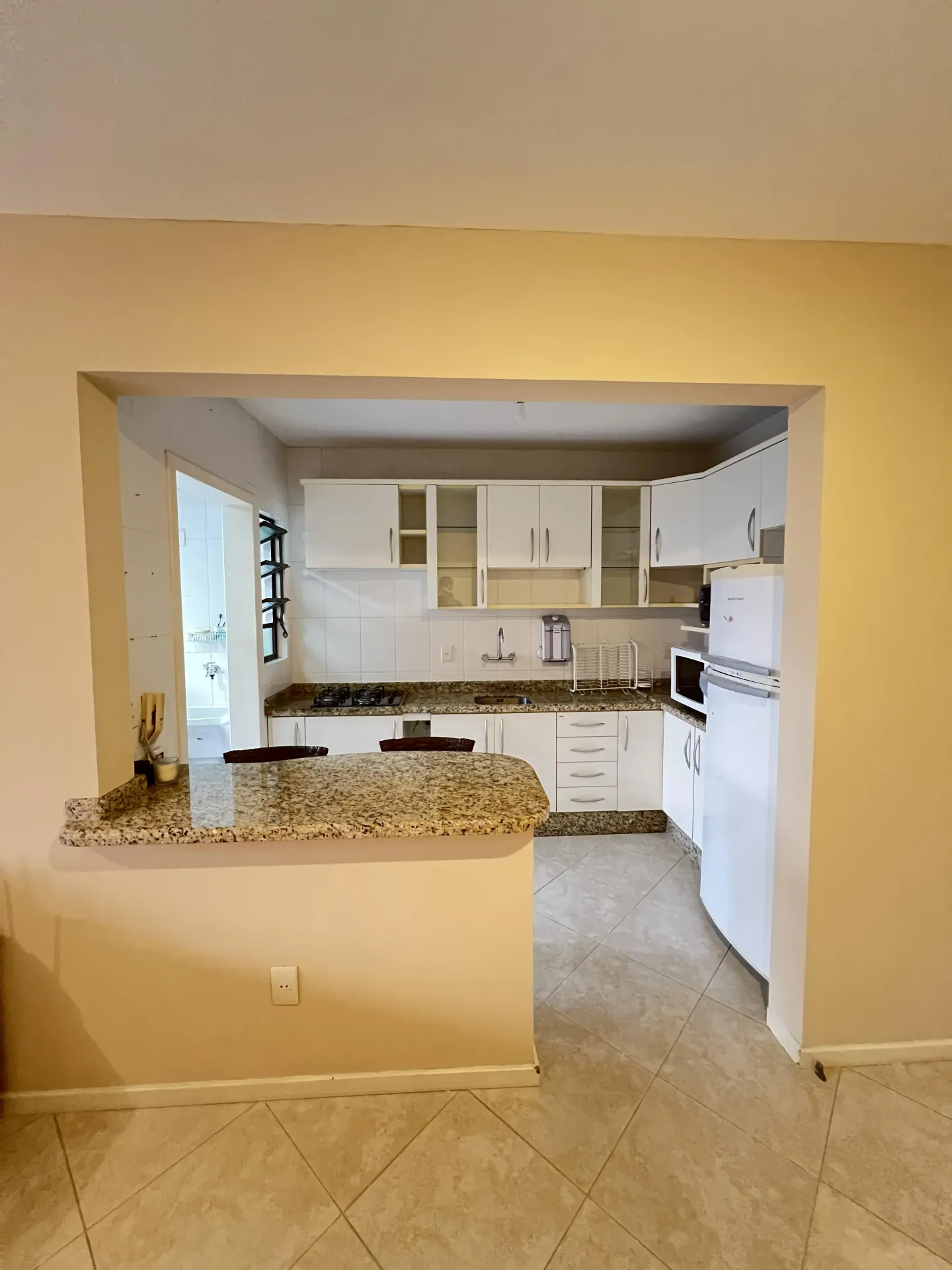 2-bedroom apartment with a grill on the balcony — photo 2