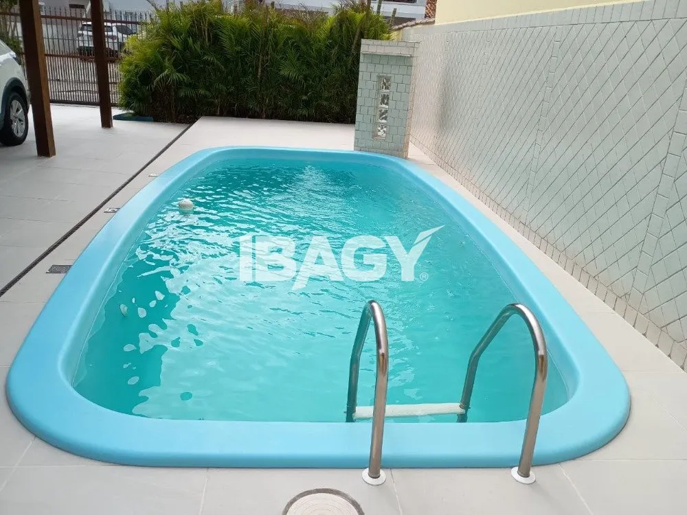 2-bedroom house with a grill on the balcony — photo 23