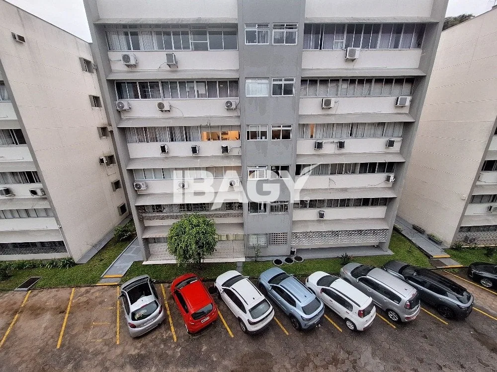 3-bedroom apartment with 1 parking spot and 69 m² — photo 3