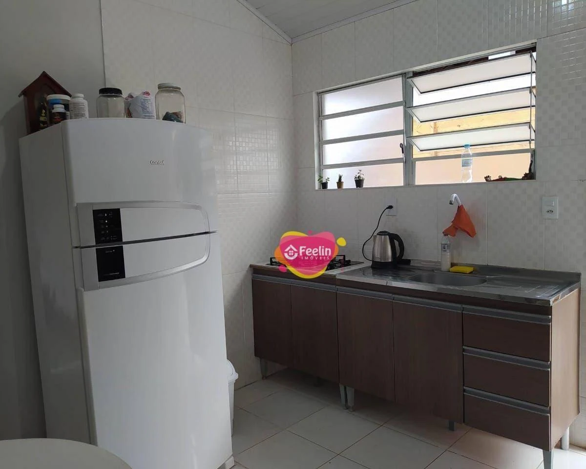3-bedroom house with a washing machine in Florianópolis — photo 11