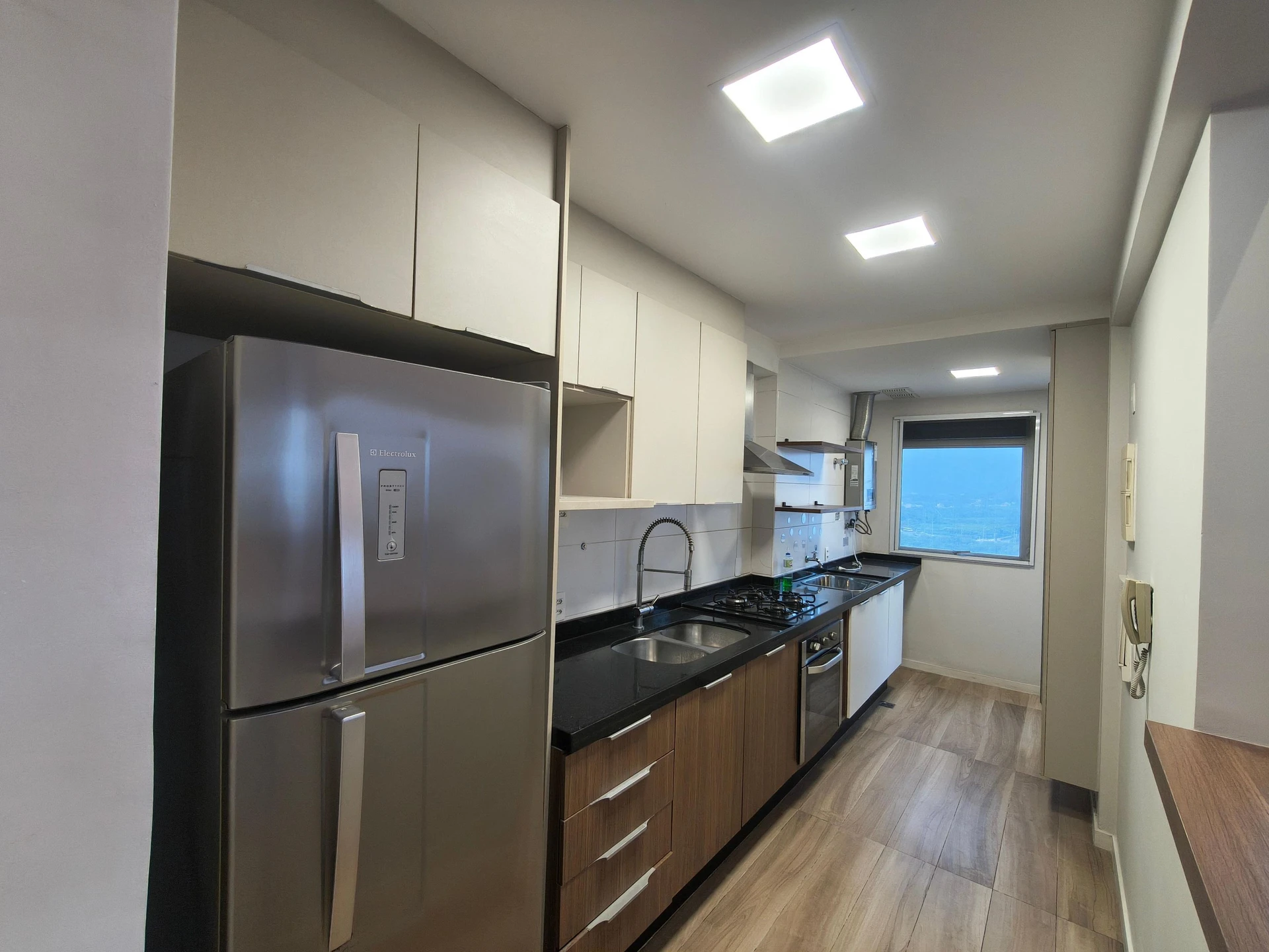 Apartamento mobiliado com 2 quartos e 3 banheiros — photo 8