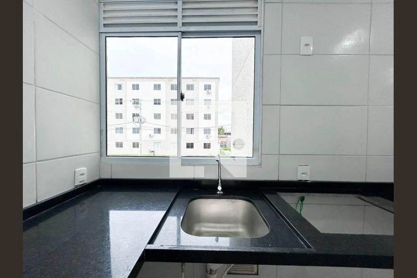 2-bedroom apartment in a building with a gym — photo 32