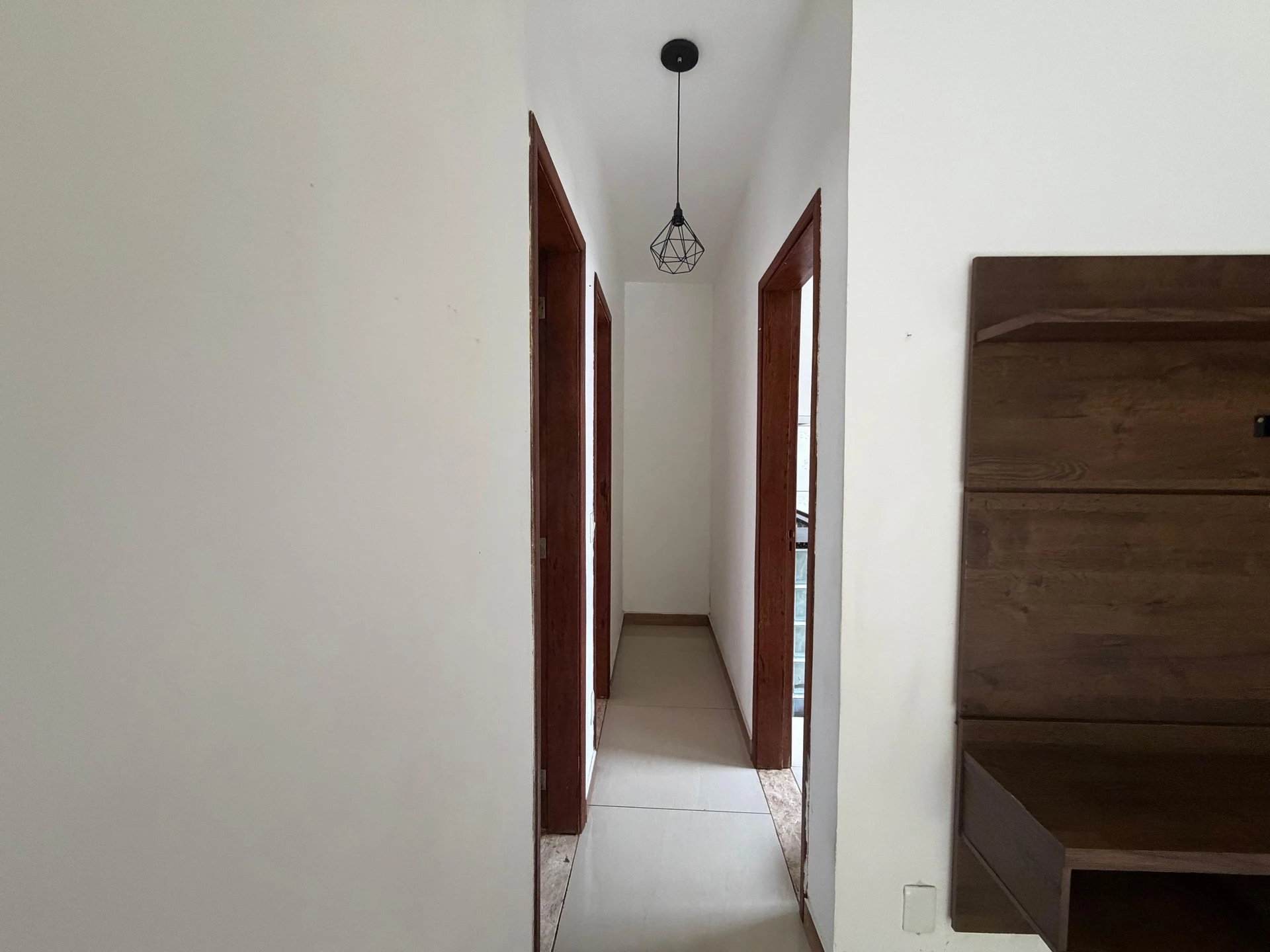 One-bedroom house with a washing machine — photo 28
