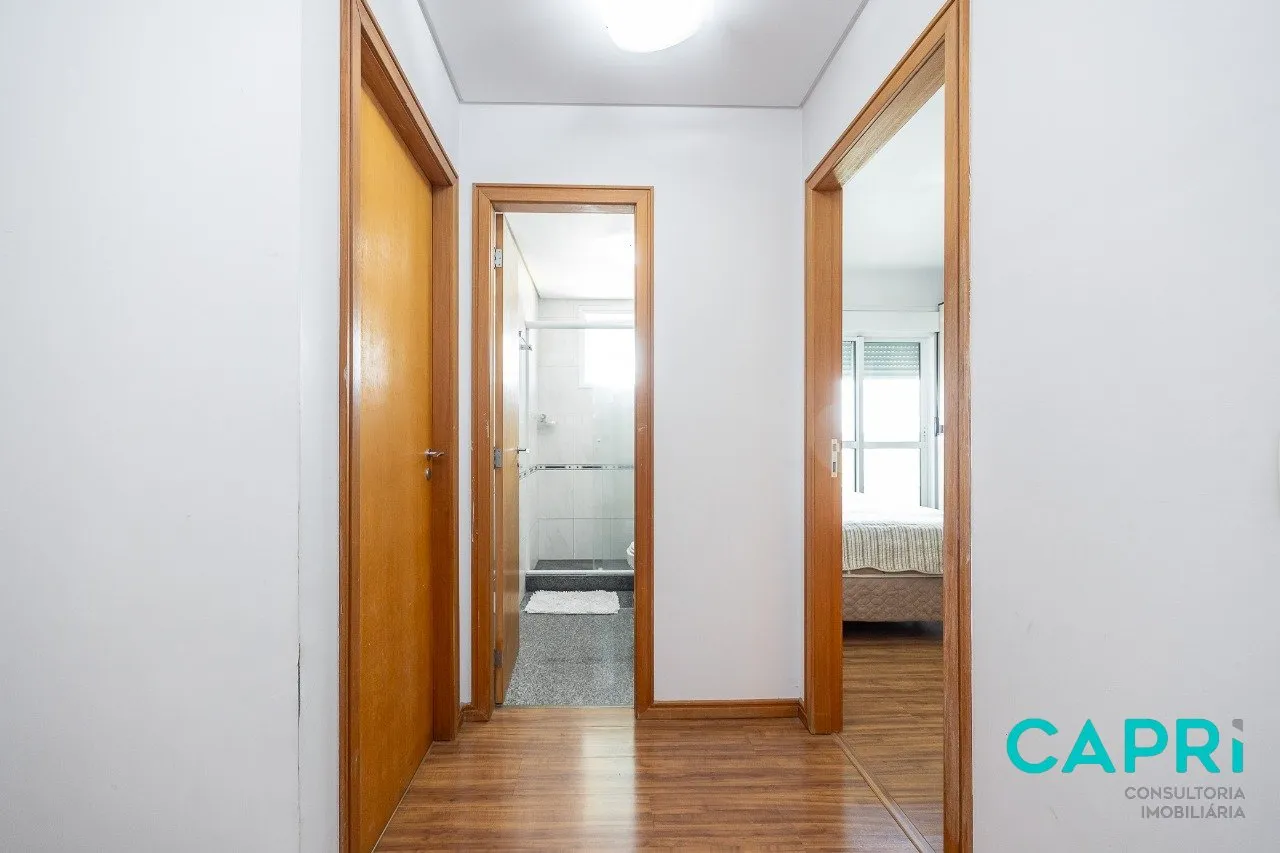 Furnished 318 m² apartment with 4 bedrooms and 3 parking — photo 77