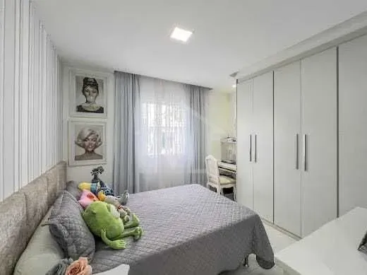 4 quartos e piscina privativa: casa de 310 m² — photo 21