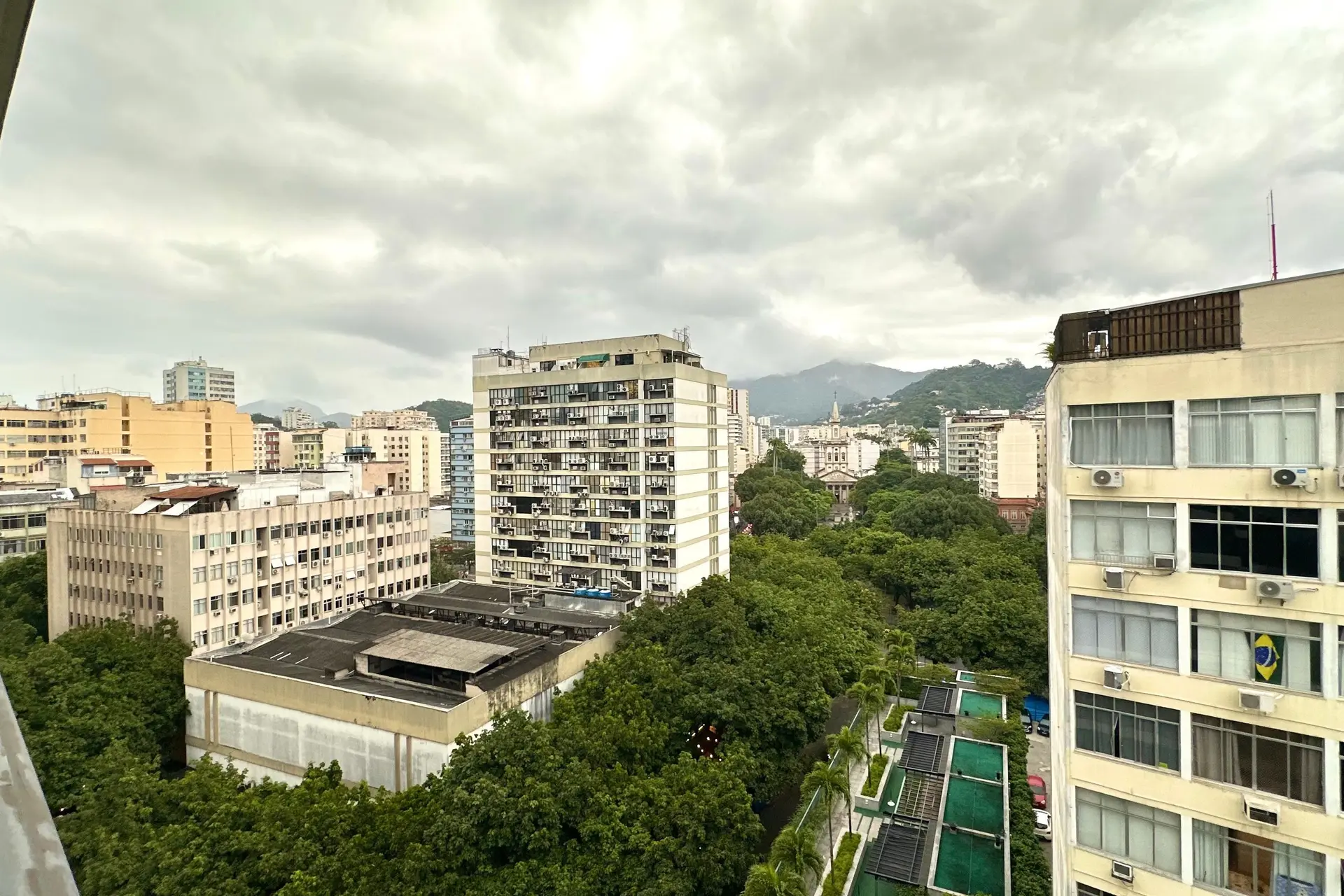 2-bedroom apartment with floor-to-ceiling windows — photo 62