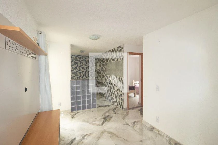 2-bedroom apartment in a building with a pool — photo 28