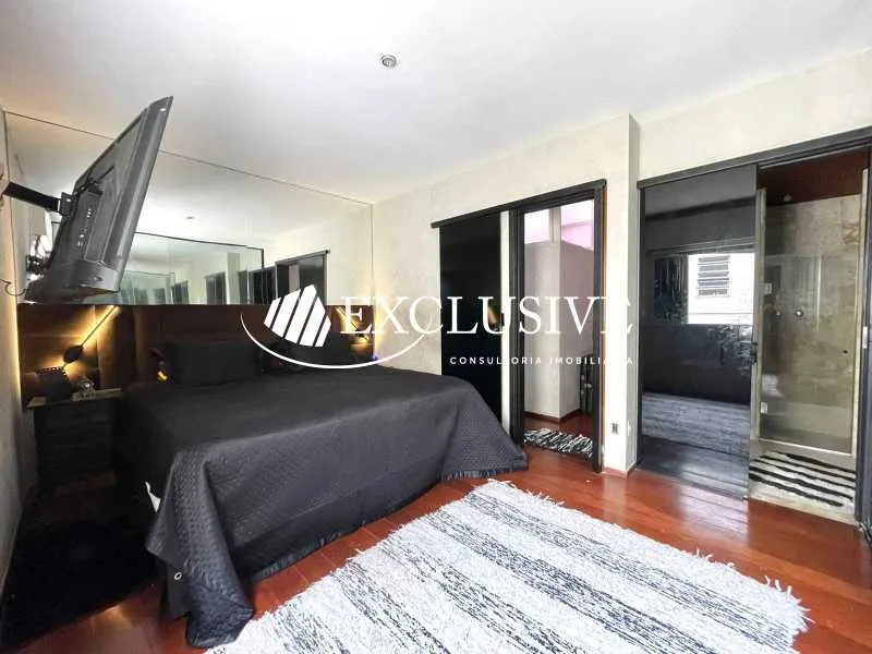 Furnished linear penthouse with 2 bedrooms and 4 baths — photo 25