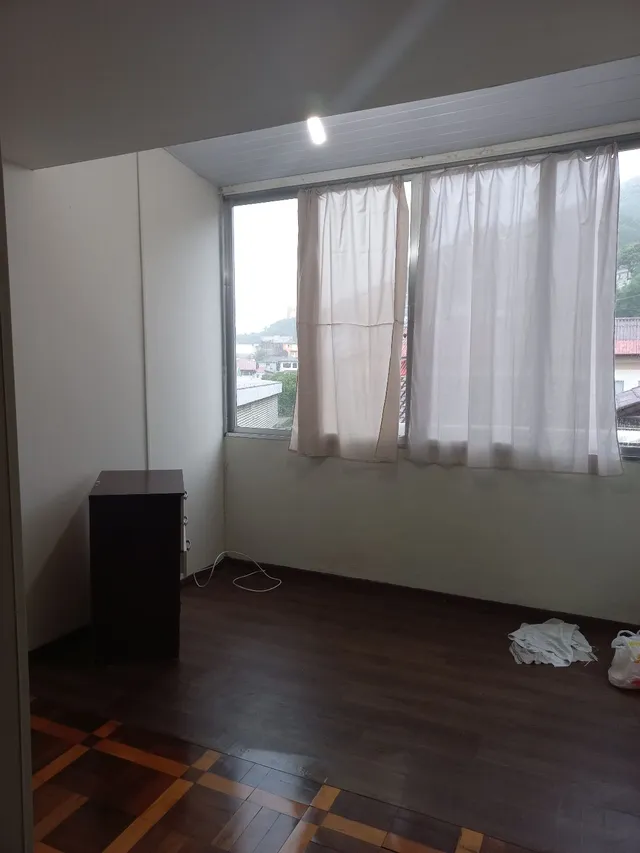 Furnished 1-bedroom apartment with a gas stove — photo 18