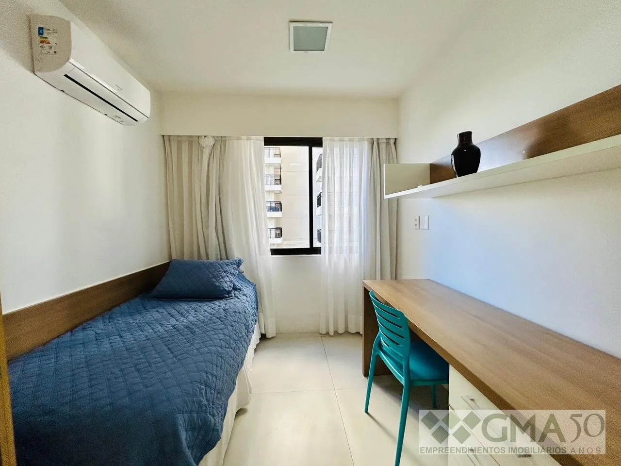 Furnished 2-bedroom apartment with integrated kitchen — photo 19