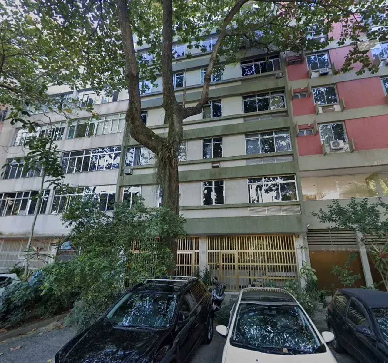 Unfurnished apartment with 3 bedrooms and 2 bathrooms — photo 3