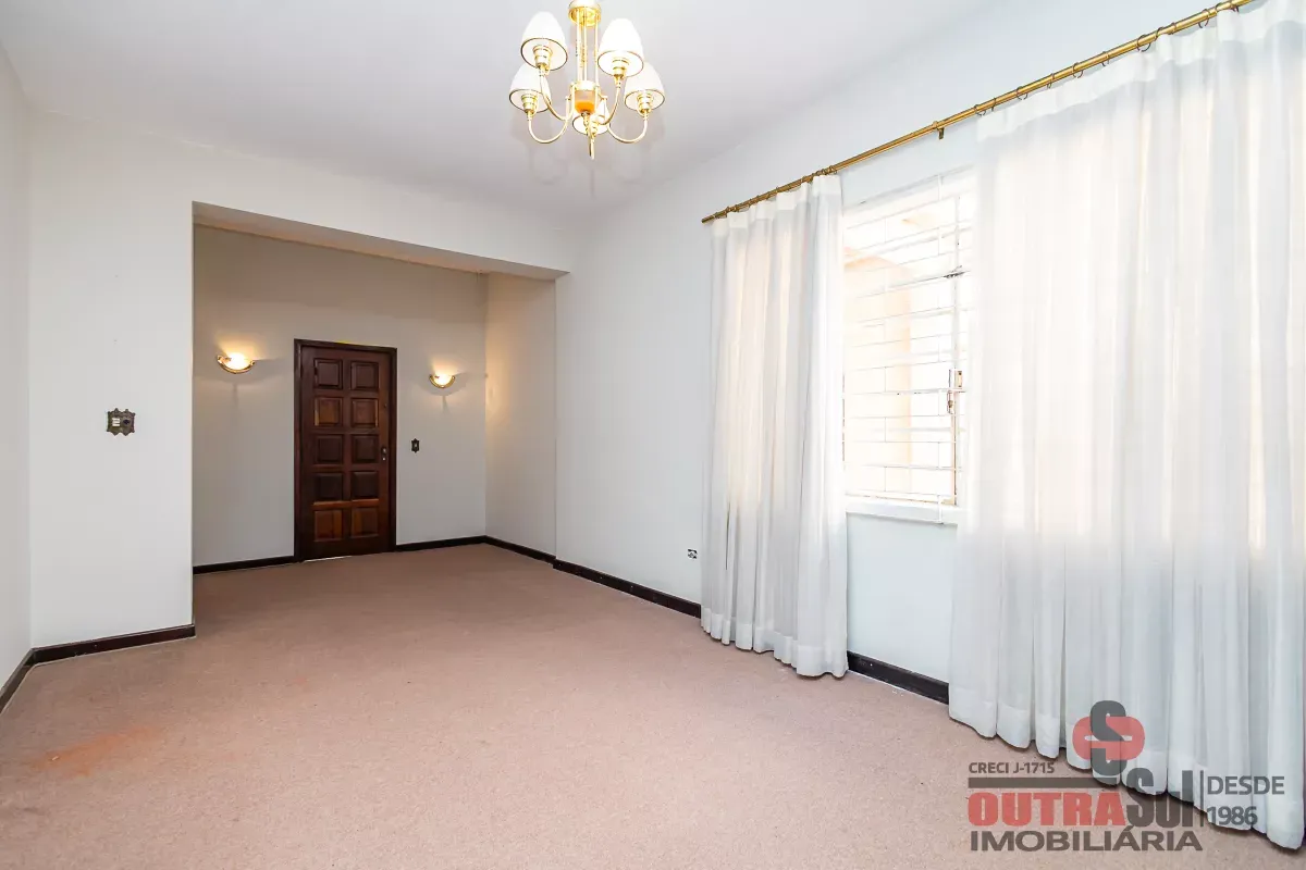 Casa com 2 dormitórios e 4 banheiros para locação — photo 7