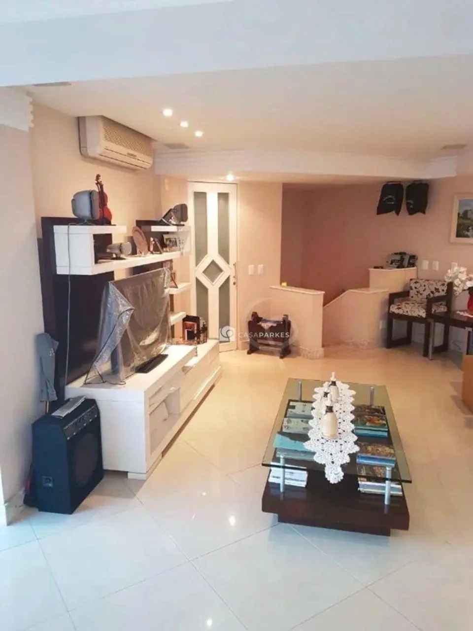 Penthouse with 3 bedrooms and 3 bathrooms, 225 m² — photo 2