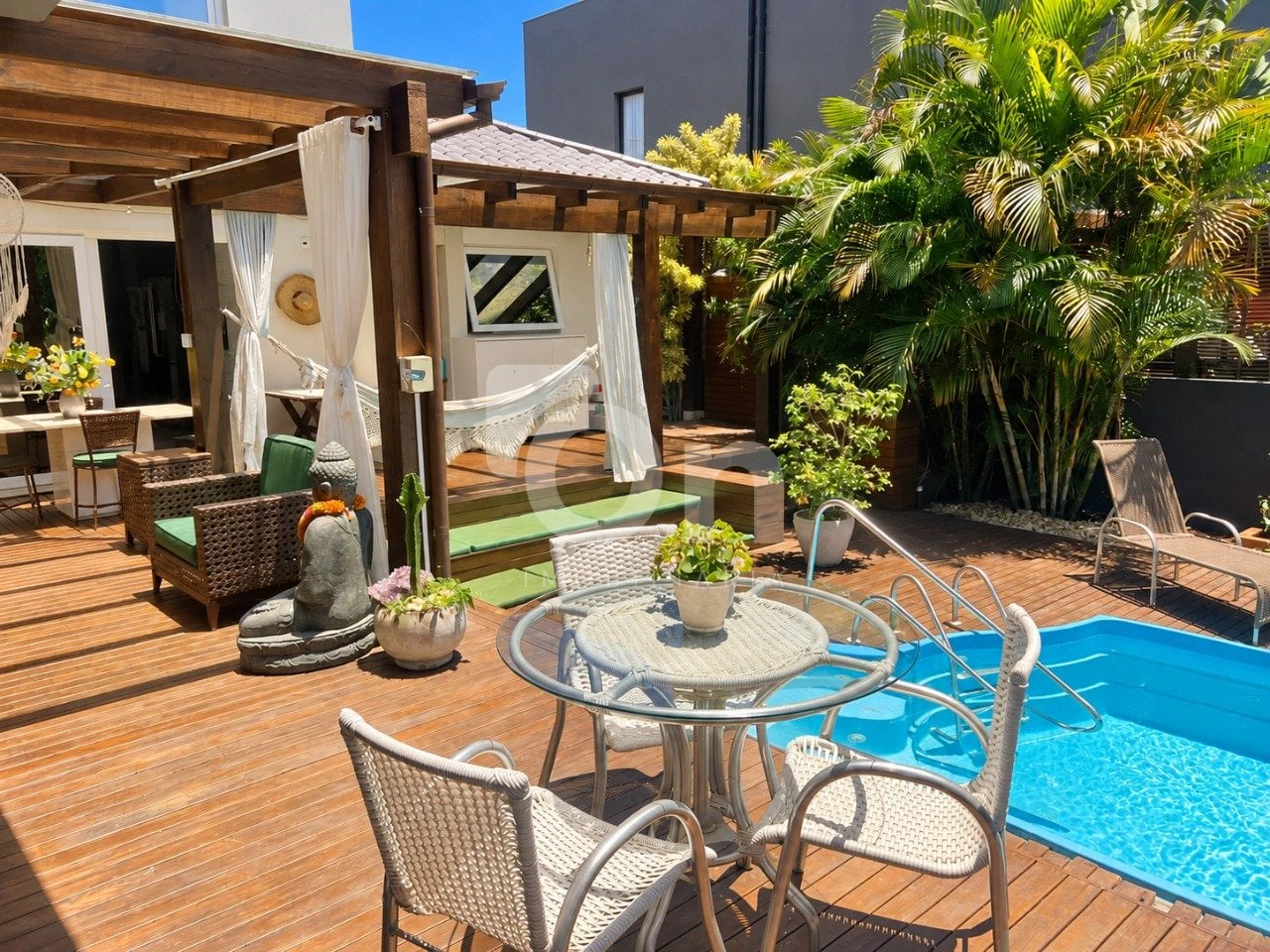 Furnished house, 360 m², with a mountain view — photo 15