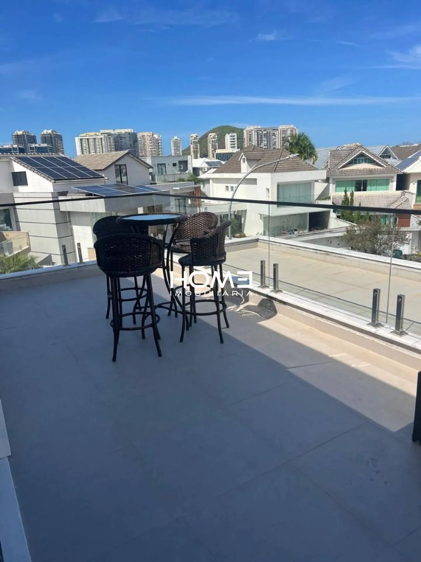 House with 4 bedrooms and 5 bathrooms mountain view — photo 9