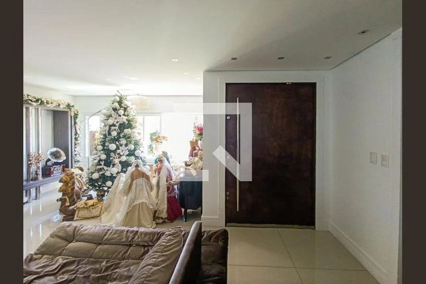 Casa mobiliada com 5 quartos e 5 banheiros, 500 m² — photo 33