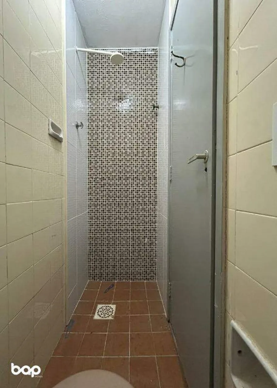 Apartment with a fitted kitchen and a balcony — photo 20