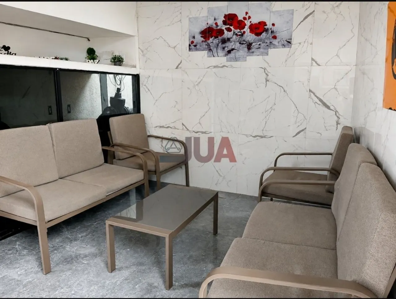 Furnished apartment with 2 bedrooms and 1 parking spot