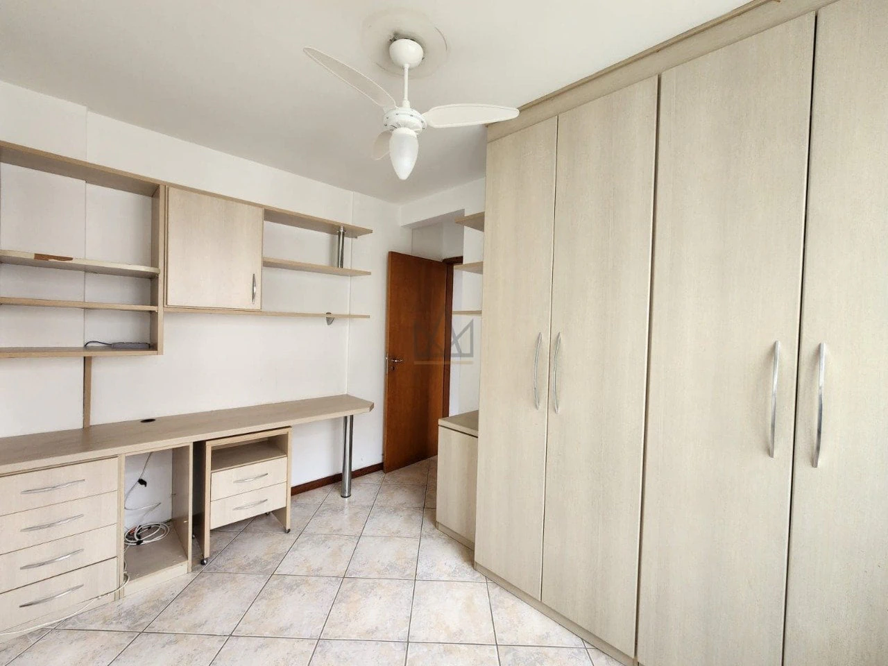 Квартира с 3 спальнями и рабочим местом — photo 20