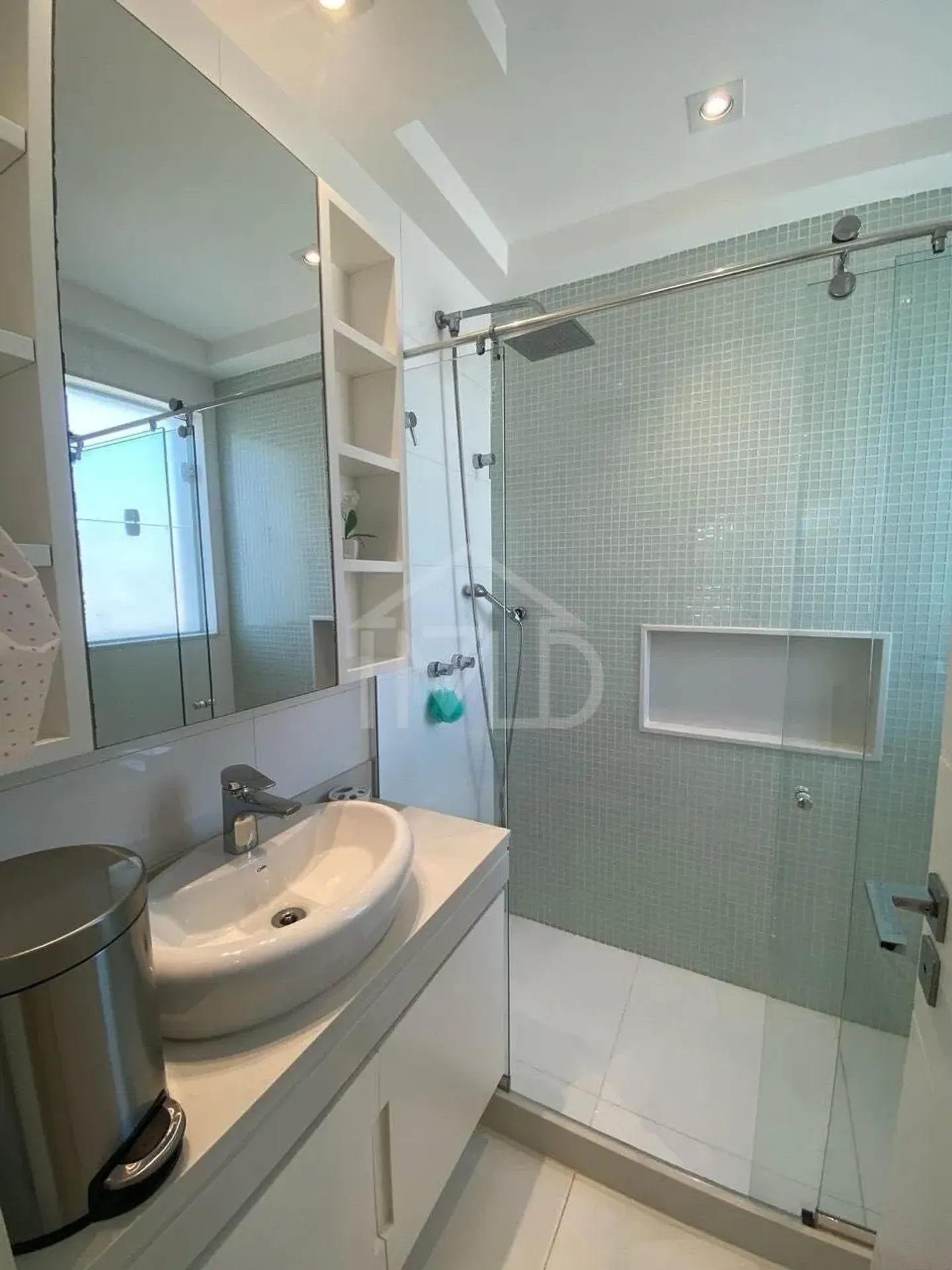 Furnished house with 5 en-suite bedrooms and pool — photo 56