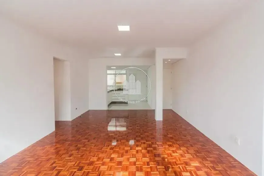 3-bedroom apartment, 2 with their own bathrooms, 140 m² — photo 14