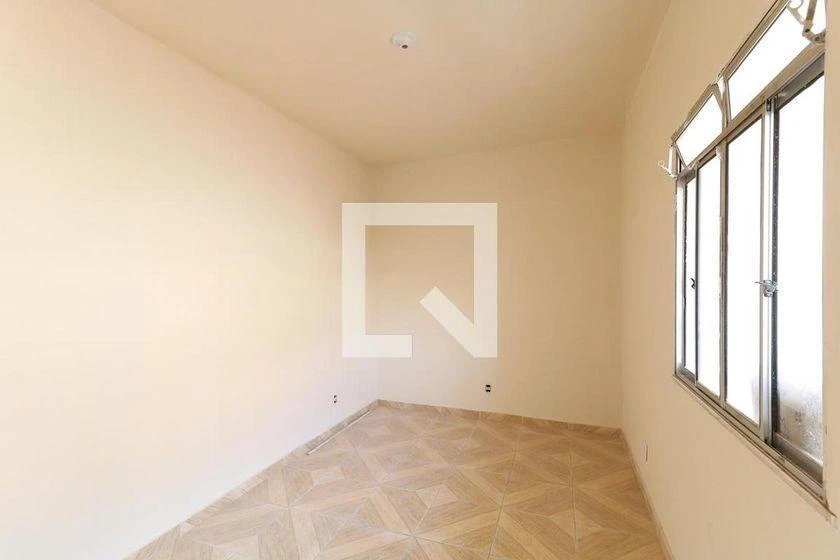 Apartamento sem mobília com 2 quartos e cozinha separada — photo 18