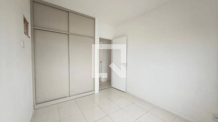 87 m² apartment with a bathtub and floor-to-ceiling windows — photo 26