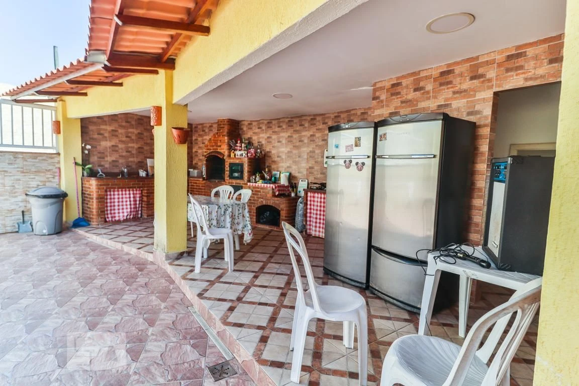 Furnished house with 3 bedrooms and private yard — photo 36