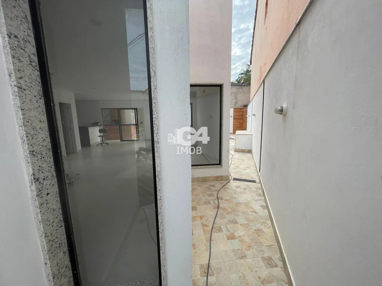 Rental house with 3 bedrooms and 5 bathrooms — photo 7