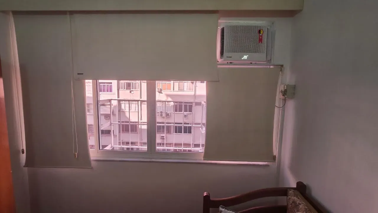 One-bedroom apartment with wood or laminate floors — photo 20