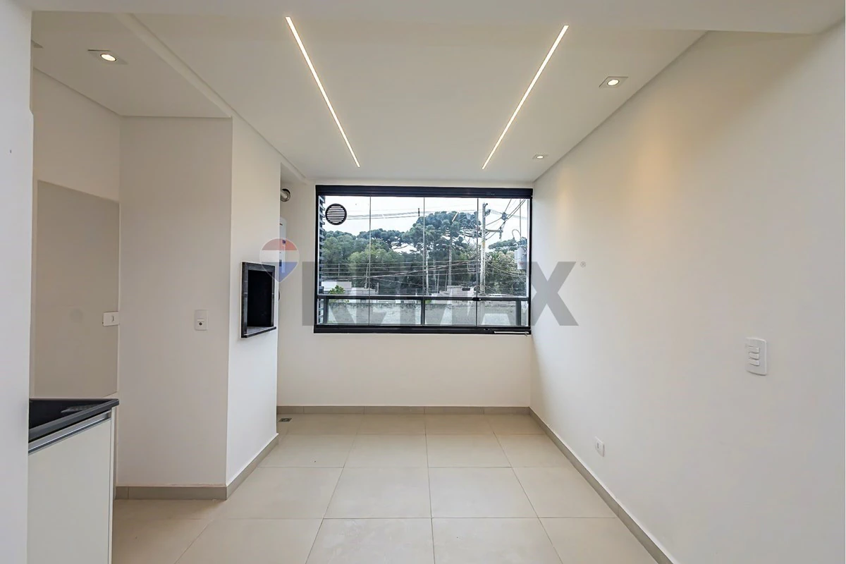 2-bedroom apartment with floor-to-ceiling windows — photo 8