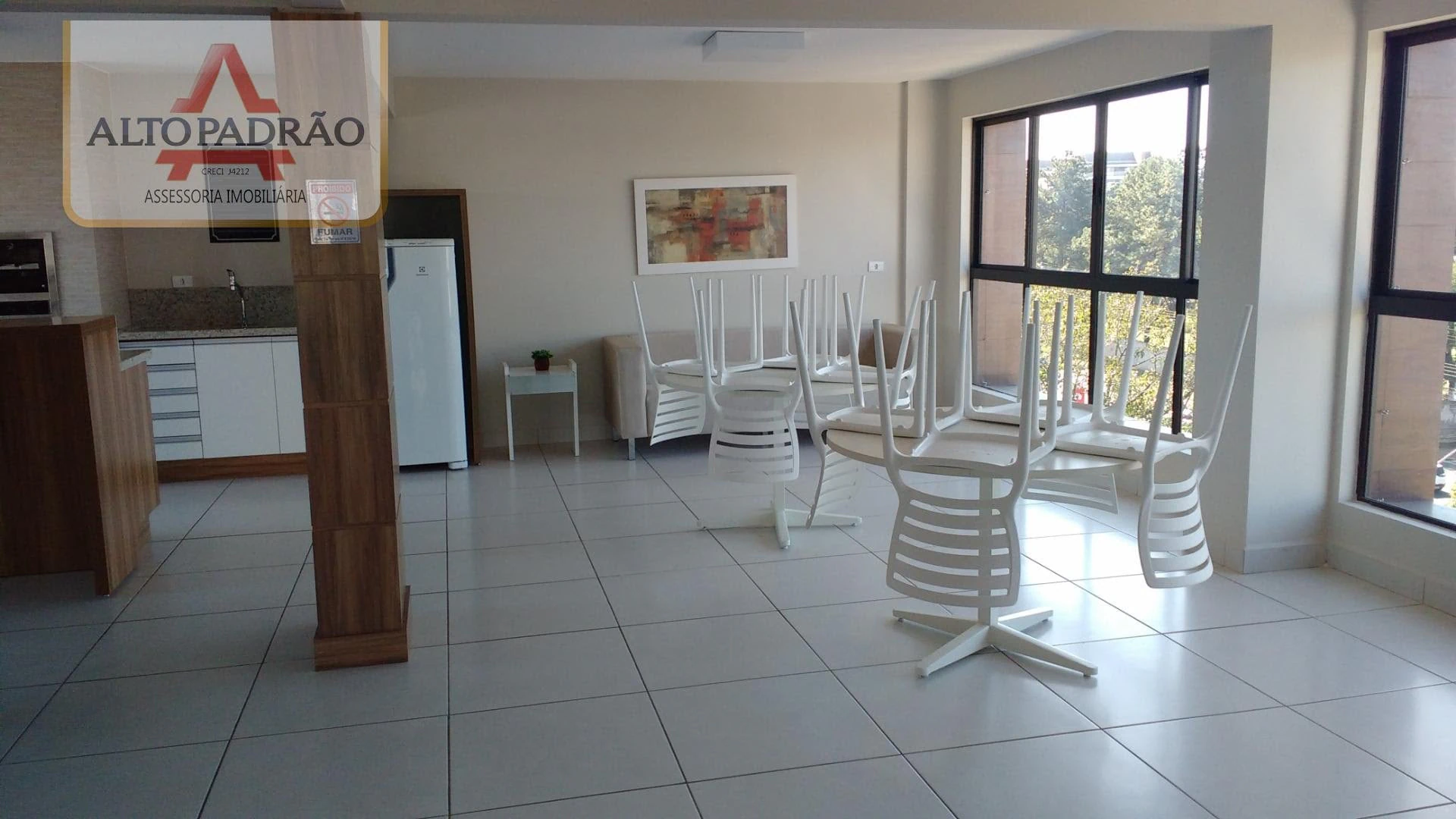 One-bedroom apartment with a washing machine in Curitiba — photo 24