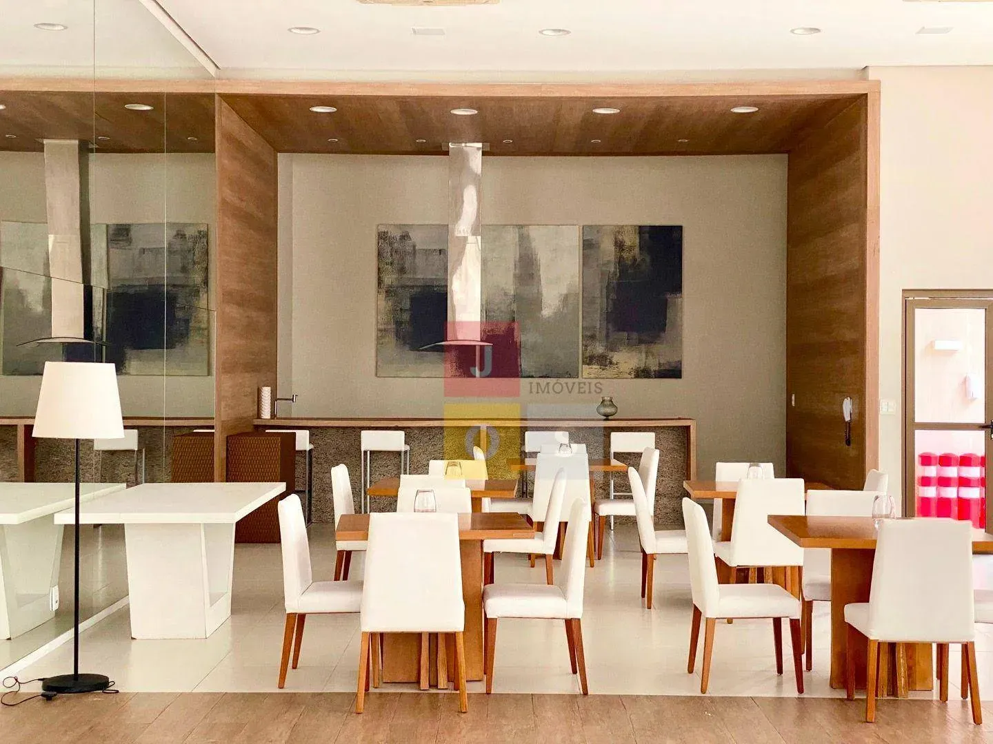 160 m² penthouse with 3 bedrooms and 2 en-suites — photo 73