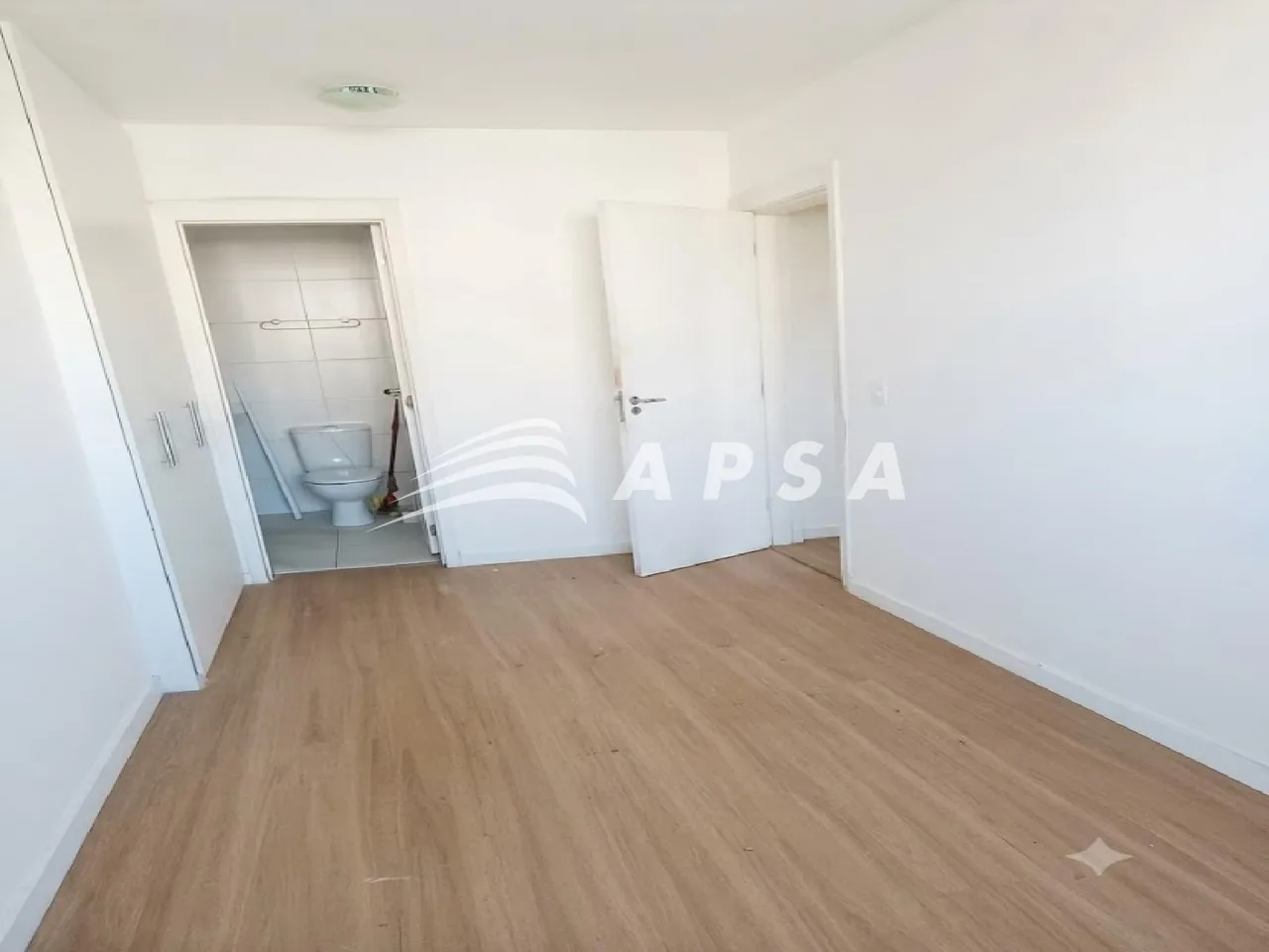 Furnished 2-bedroom, 2-bath apartment — photo 10