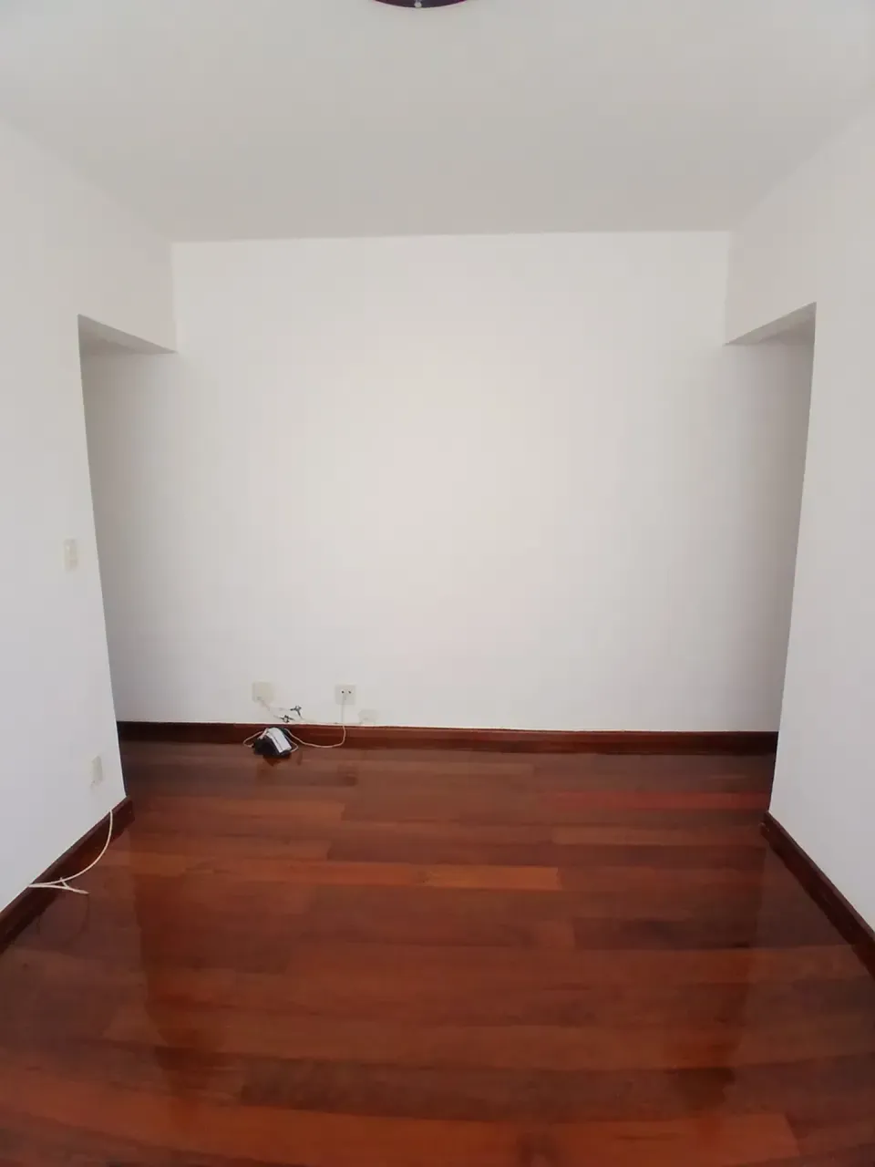 1-bedroom 40 m² apartment with a separate, closed kitchen — photo 6