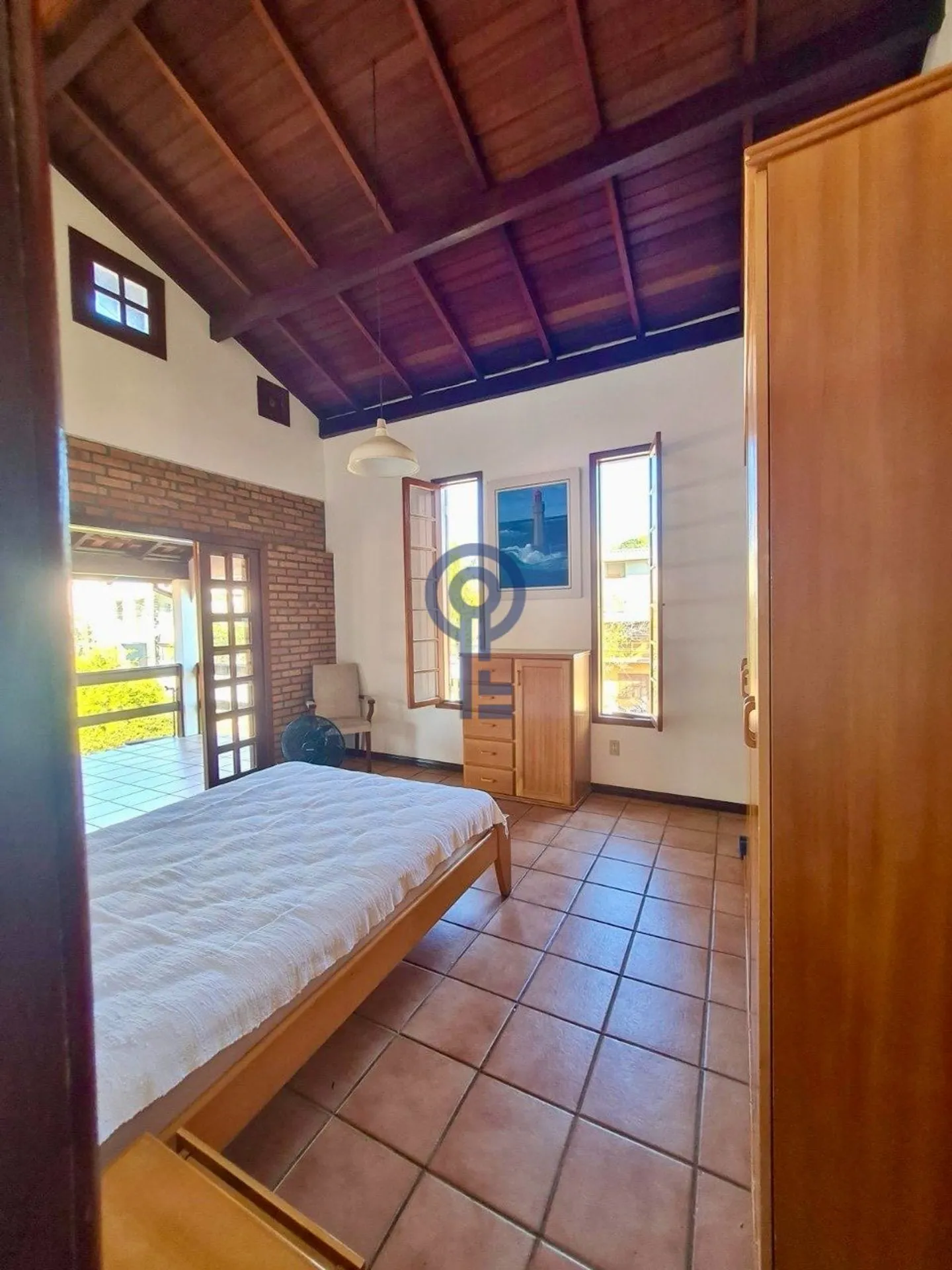 House with 2 bedrooms, both en-suite, plus private garden — photo 14