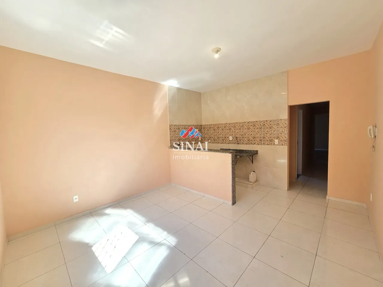 Apartamento sem vaga com 2 quartos e 1 banheiro — photo 2