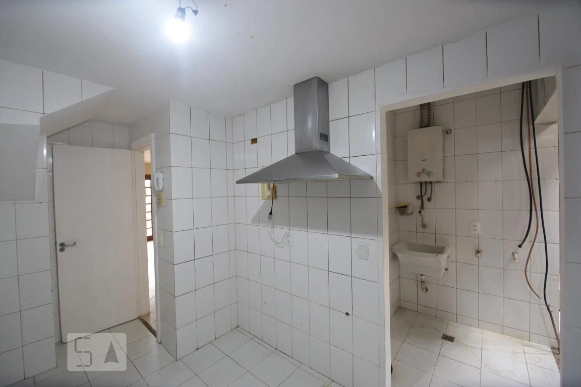Casa em condomínio com 3 suítes e 4 banheiros — photo 11