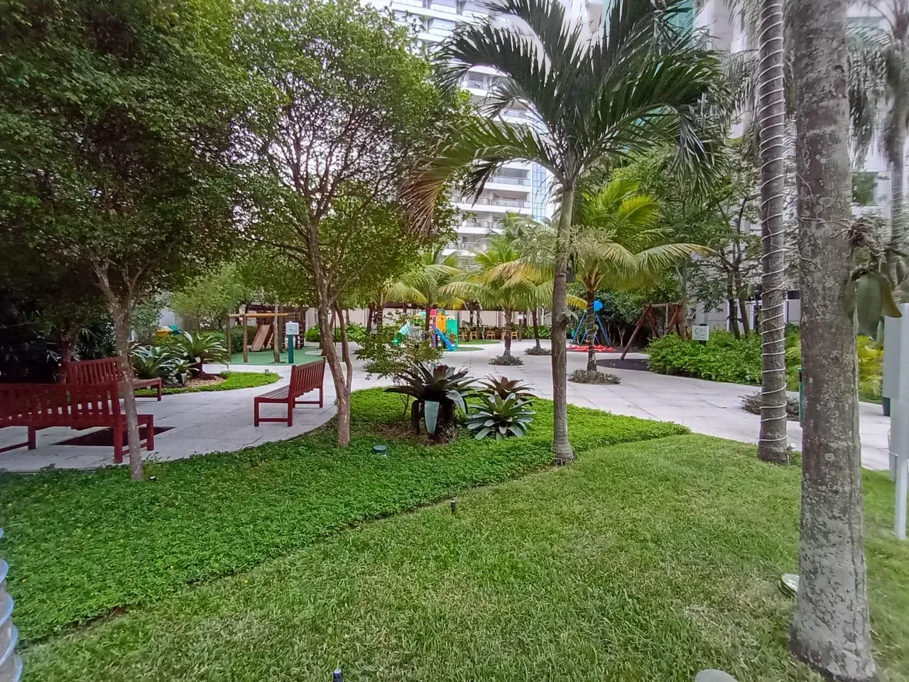 Apartamento mobiliado de 4 quartos com piscina privativa — photo 41