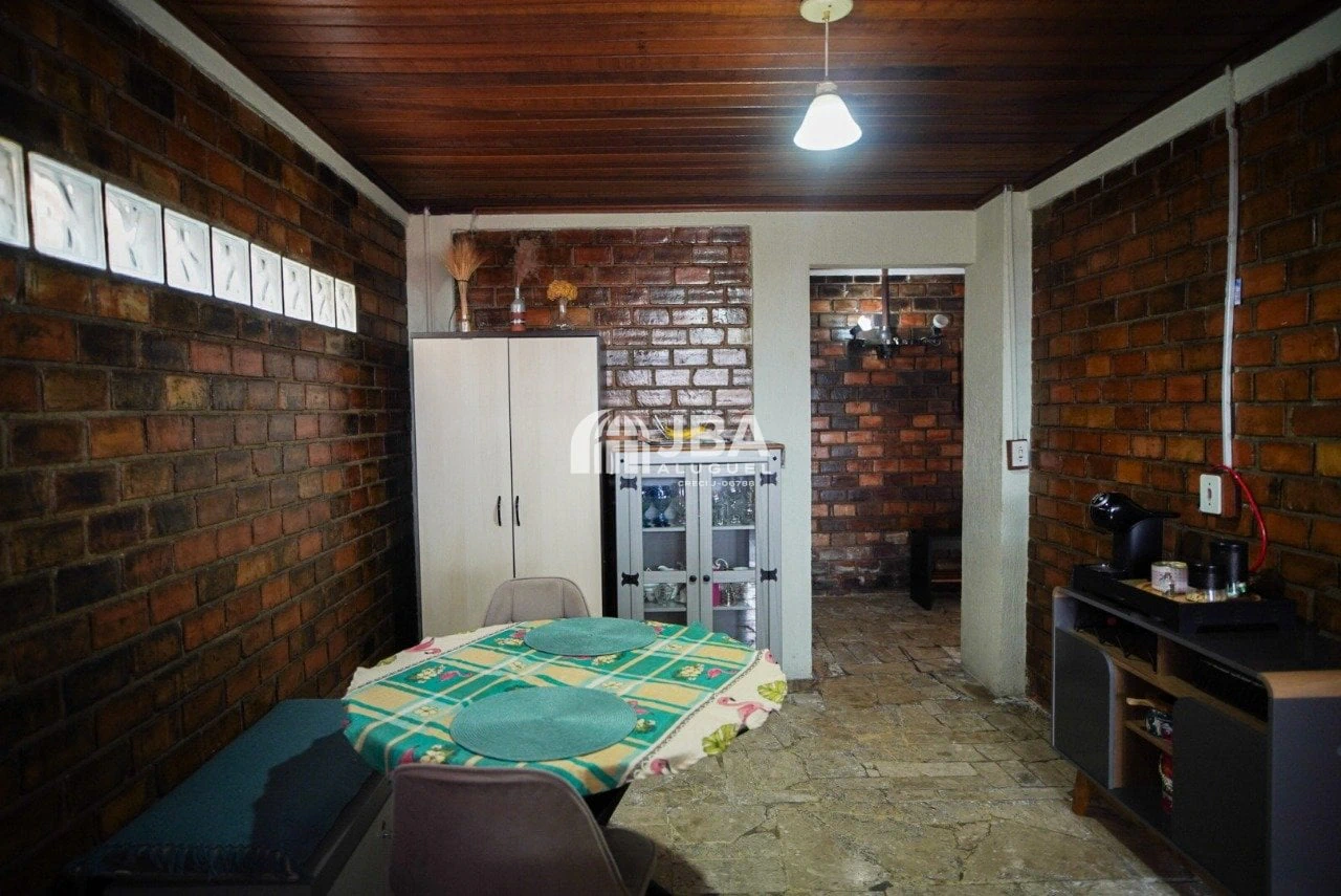 3-bedroom house with an open-plan kitchen and 210 m² — photo 4