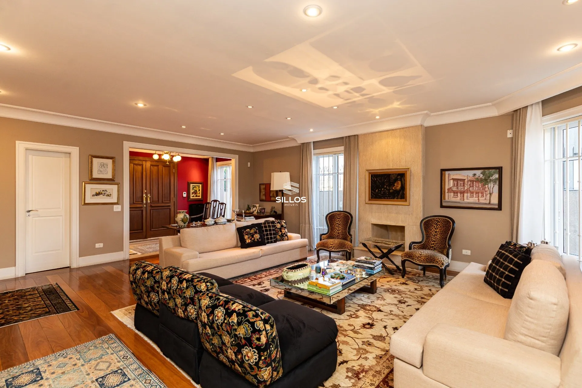 Rental house with 4 en-suite bedrooms and 7 baths — photo 9