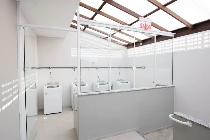 Furnished 1-bedroom apartment with 1 bathroom — photo 5