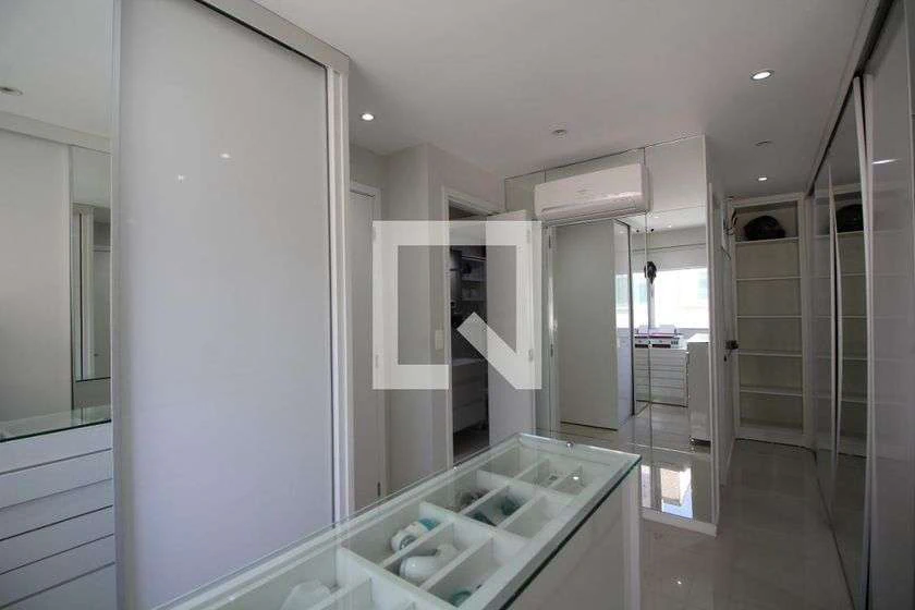 Apartamento com 4 dormitórios e 225 m² com 2 vagas — photo 24