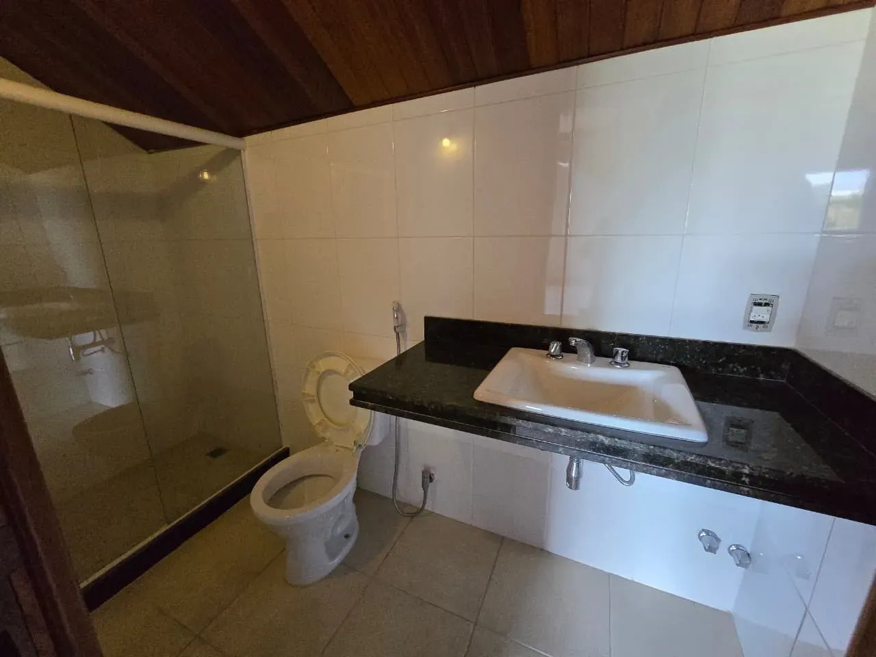 Будинок на 450 м² з 4 спальнями та кухнею з газом — photo 7