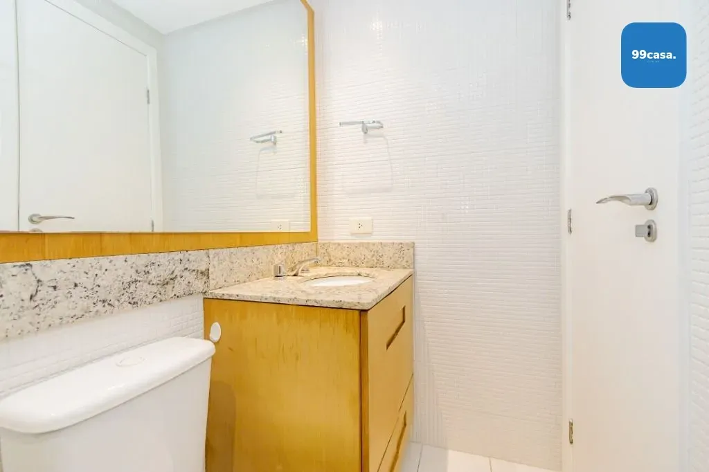 3-bedroom apartment with a home office — photo 51