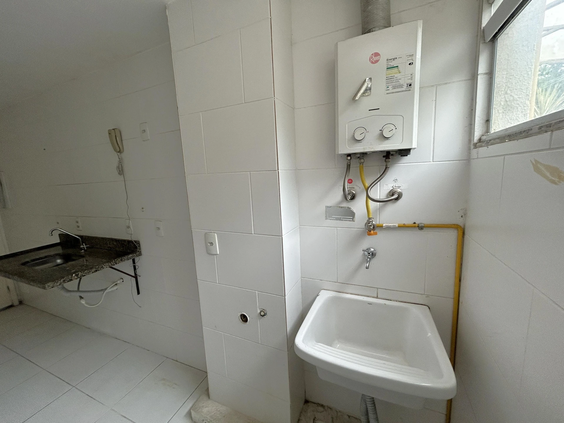 Apartamento sem mobília de 1 quarto com 2 banheiros — photo 8